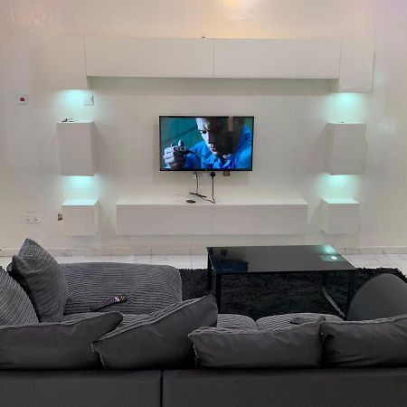 Brikama Matano Guest House מראה חיצוני תמונה